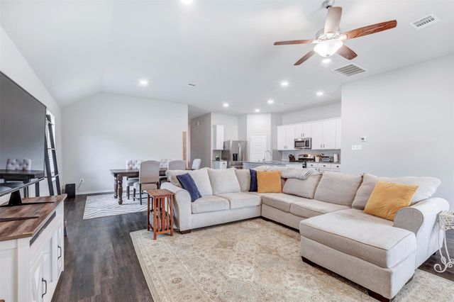 19242 Red Cascade Court, Tomball, TX 77377