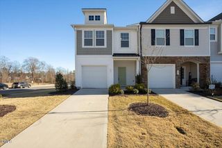 11 Wildflower Circle, Clayton, NC 27520