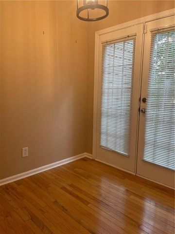 1162 Village Court SE, Atlanta, GA 30316