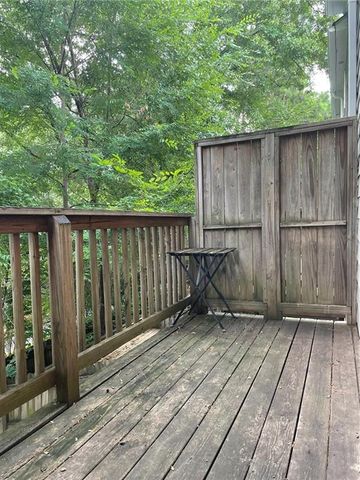 1162 Village Court SE, Atlanta, GA 30316