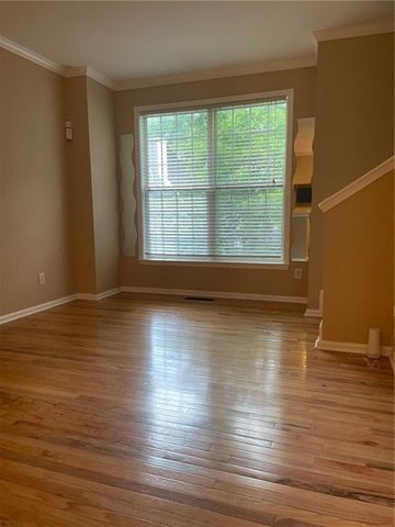 1162 Village Court SE, Atlanta, GA 30316