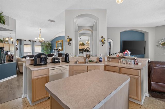 5336 WATSON ROAD, Riverview, FL 33578