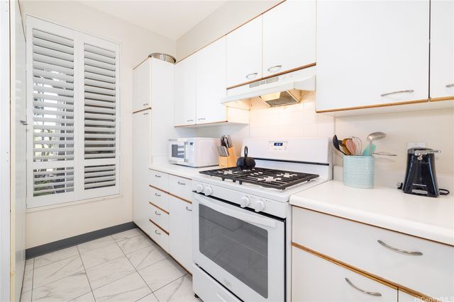 91-1058 Kekuilani Loop 302, Kapolei, HI 96707