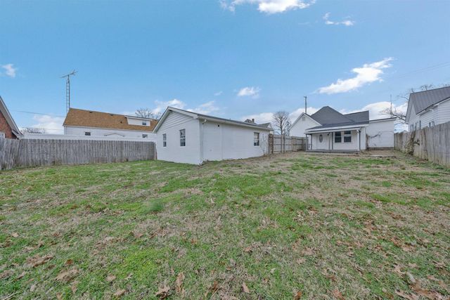 517 N Hart Street, Princeton, IN 47670