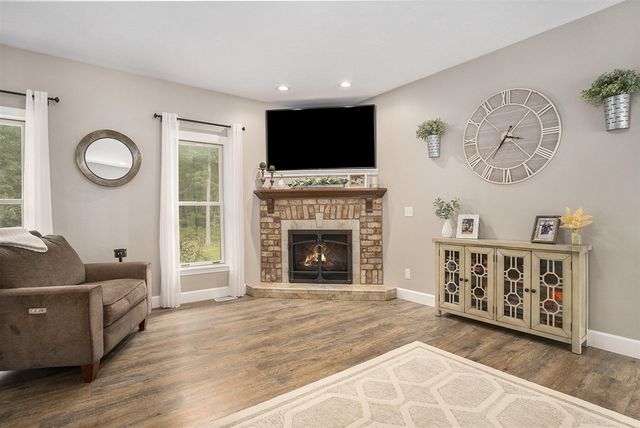 5928 Heights Ravenna Road, Fruitport, MI 49415