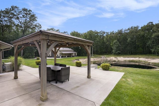 5928 Heights Ravenna Road, Fruitport, MI 49415