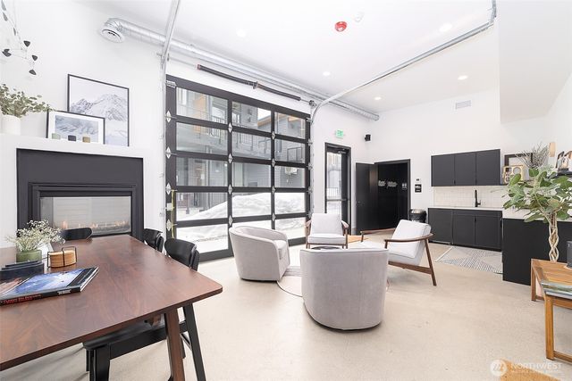 61 Pass Life Way, Snoqualmie Pass, WA 98068