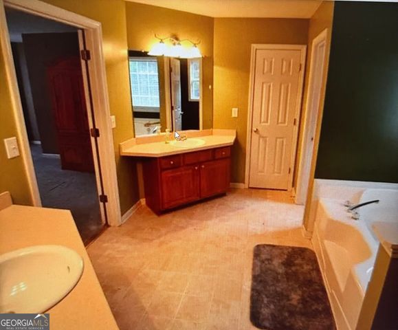 178 Hunters Mill Drive, Hiram, GA 30141