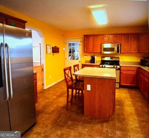 178 Hunters Mill Drive, Hiram, GA 30141