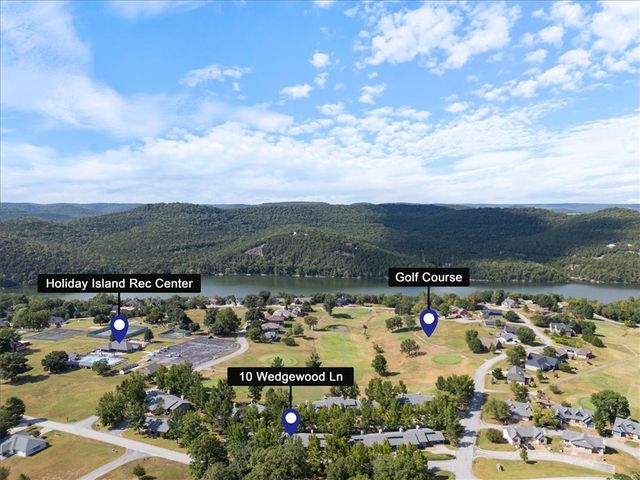 10 Wedgewood Lane, Holiday Island, AR 72631