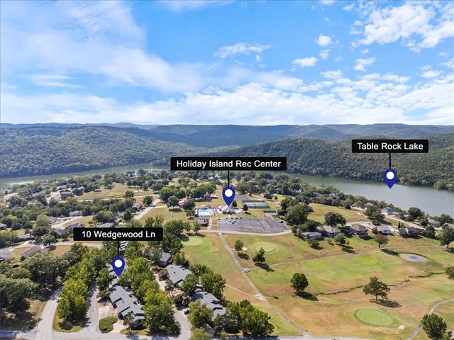 10 Wedgewood Lane, Holiday Island, AR 72631