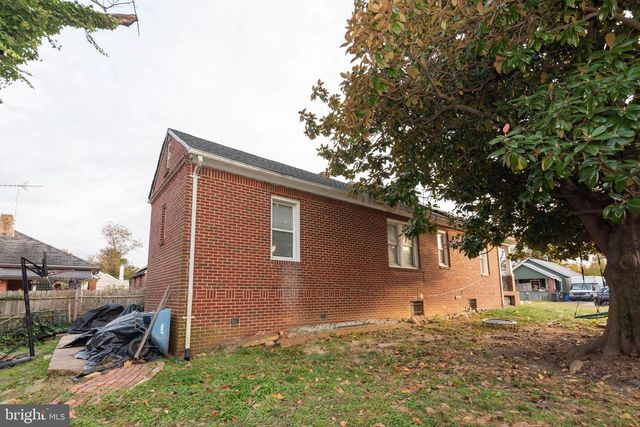 4816 HEATH ST, Capitol Heights, MD 20743