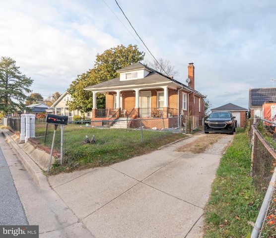 4816 HEATH ST, Capitol Heights, MD 20743