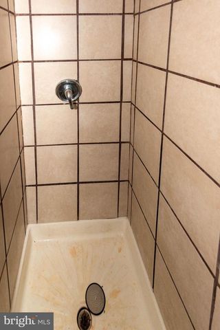 4816 HEATH ST, Capitol Heights, MD 20743