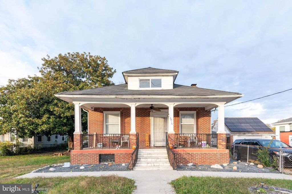 4816 HEATH ST, Capitol Heights, MD 20743