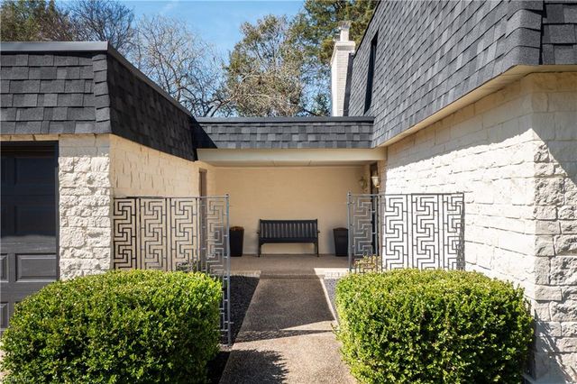 1445 Ashley DR, Virginia Beach, VA 23454