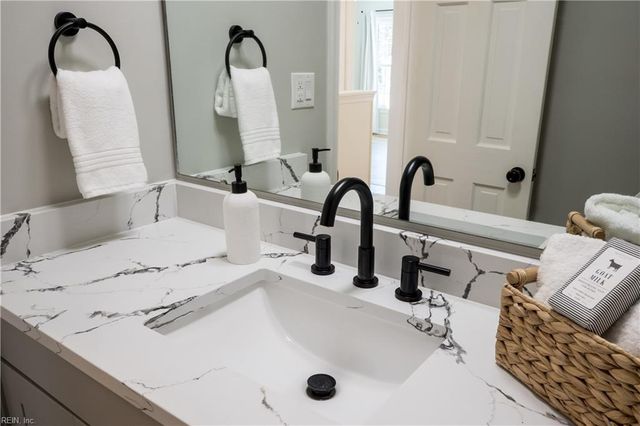 1445 Ashley DR, Virginia Beach, VA 23454