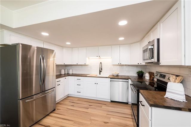 1445 Ashley DR, Virginia Beach, VA 23454