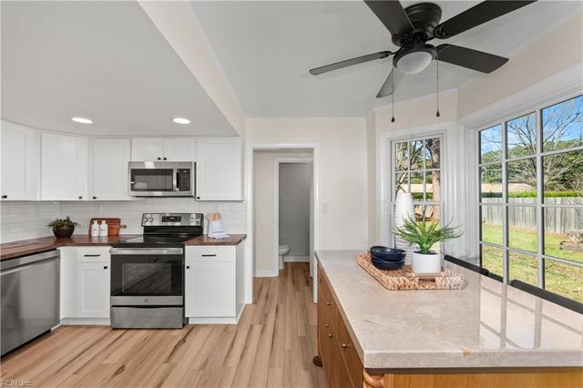 1445 Ashley DR, Virginia Beach, VA 23454