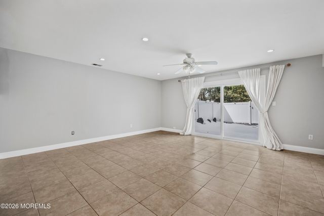 615 Randall Way, Matawan, NJ 07747