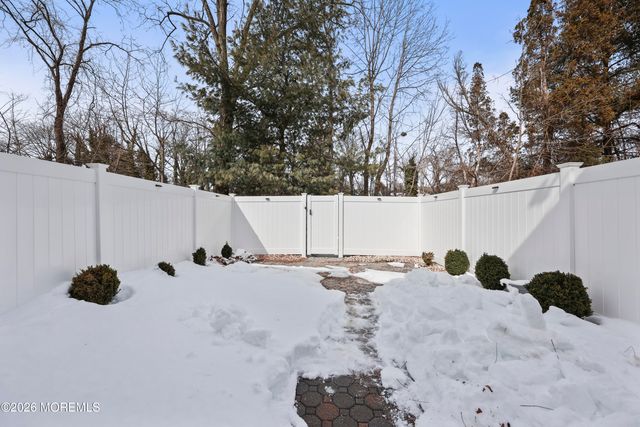 615 Randall Way, Matawan, NJ 07747