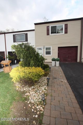 615 Randall Way, Matawan, NJ 07747
