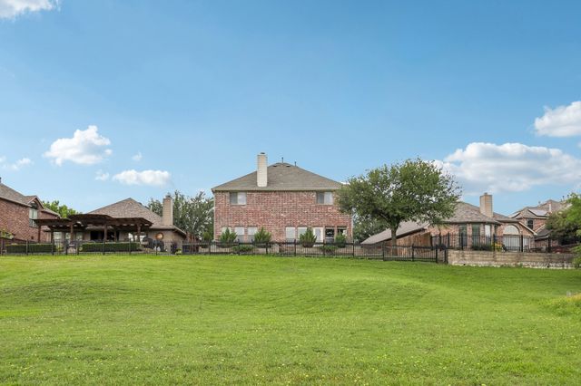 2821 Dog Leg Trail, Mckinney, TX 75069