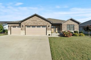 2260 Trappers Lane, Bourbonnais, IL 60914