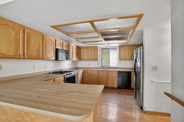 19566 Feather Falls Place, Cottonwood, CA 96022