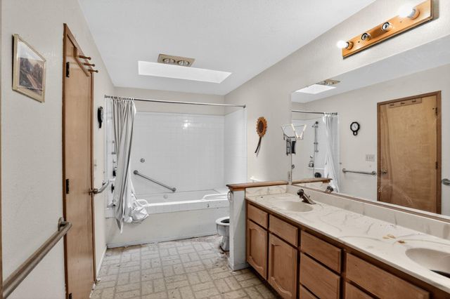 19566 Feather Falls Place, Cottonwood, CA 96022