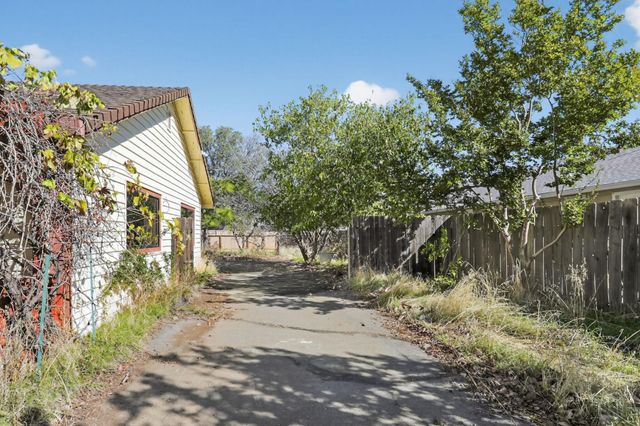 19566 Feather Falls Place, Cottonwood, CA 96022