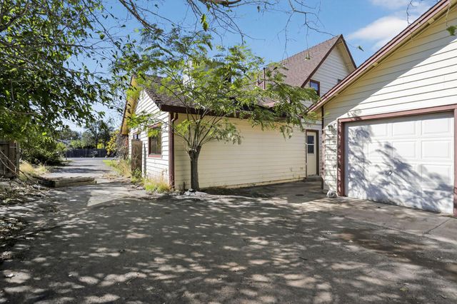 19566 Feather Falls Place, Cottonwood, CA 96022