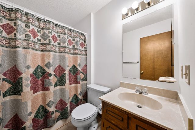 3155 W Division St, Hermitage, TN 37076
