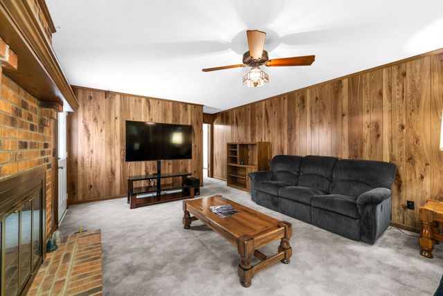 3155 W Division St, Hermitage, TN 37076