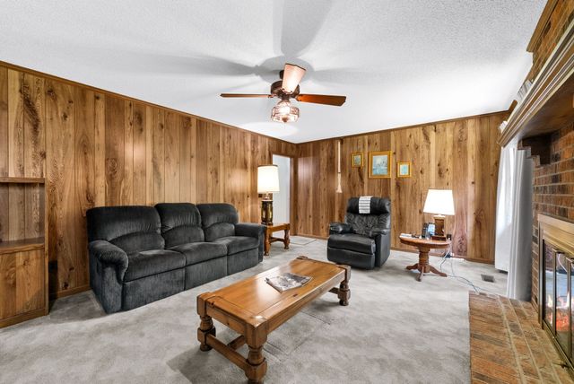 3155 W Division St, Hermitage, TN 37076