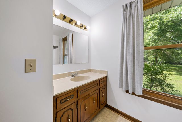 3155 W Division St, Hermitage, TN 37076