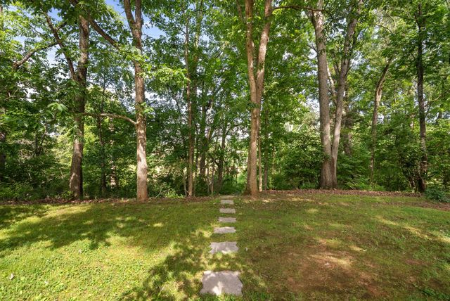 3155 W Division St, Hermitage, TN 37076