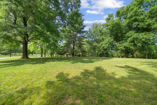 3155 W Division St, Hermitage, TN 37076
