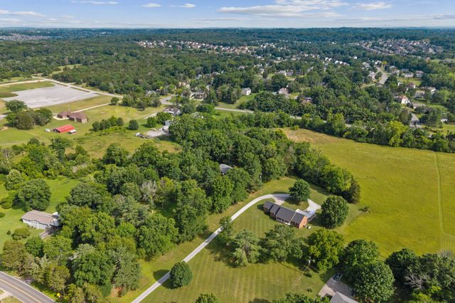 3155 W Division St, Hermitage, TN 37076
