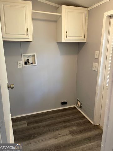 125 Holly Creek Drive, Carrollton, GA 30116