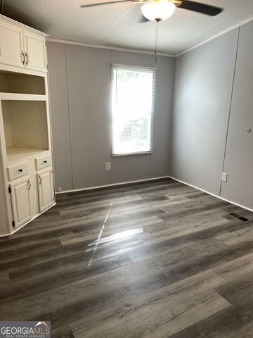 125 Holly Creek Drive, Carrollton, GA 30116