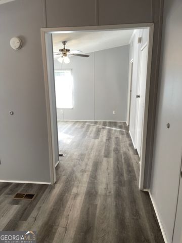 125 Holly Creek Drive, Carrollton, GA 30116