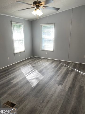 125 Holly Creek Drive, Carrollton, GA 30116