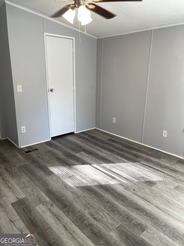 125 Holly Creek Drive, Carrollton, GA 30116