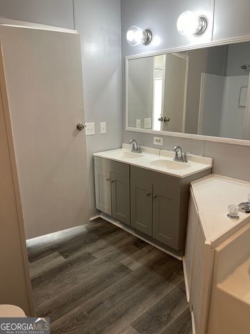 125 Holly Creek Drive, Carrollton, GA 30116