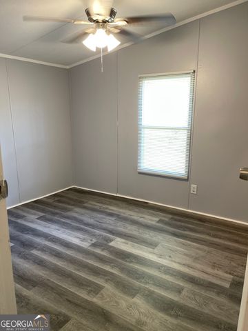 125 Holly Creek Drive, Carrollton, GA 30116