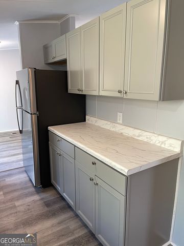 125 Holly Creek Drive, Carrollton, GA 30116