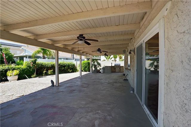 21903 Strawberry, Canyon Lake, CA 92587