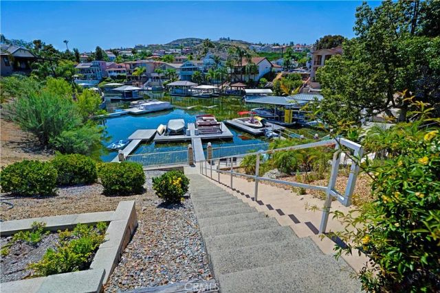 21903 Strawberry, Canyon Lake, CA 92587