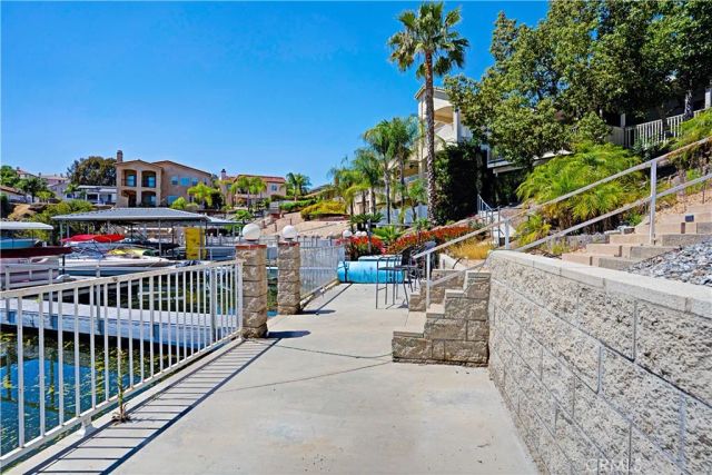 21903 Strawberry, Canyon Lake, CA 92587